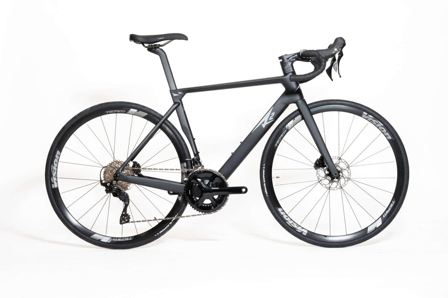 A2 Bikes Rogue - Shimano 105 triathlon bike side view