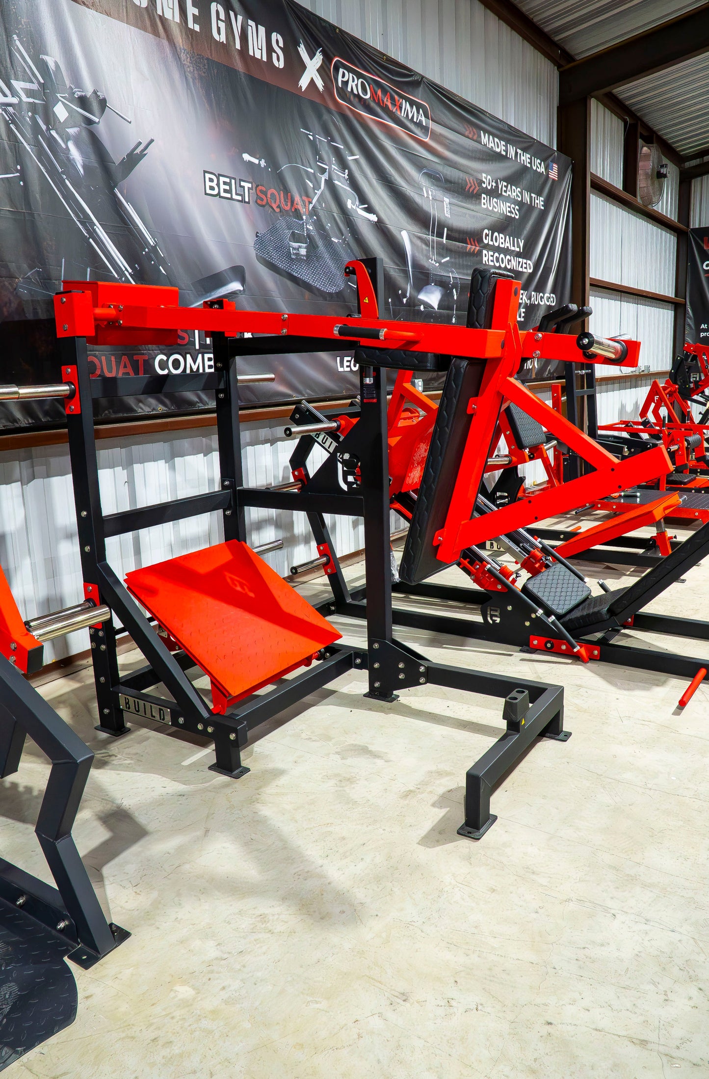 BUILD Pendulum Squat (New)