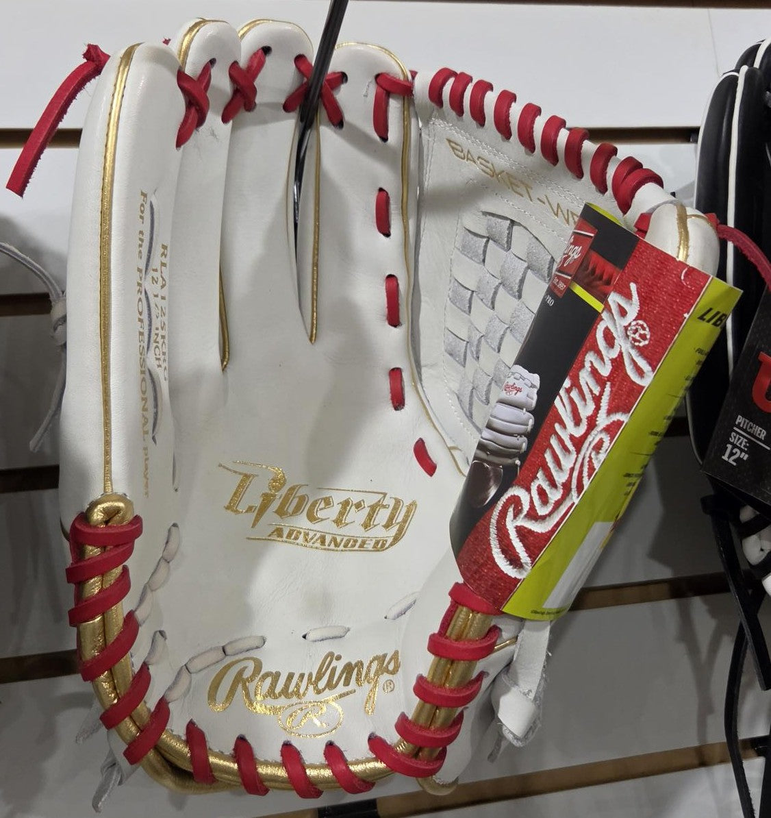 Rawlings 2022-23 Liberty Advanced 12.5" Fastpitch Glove