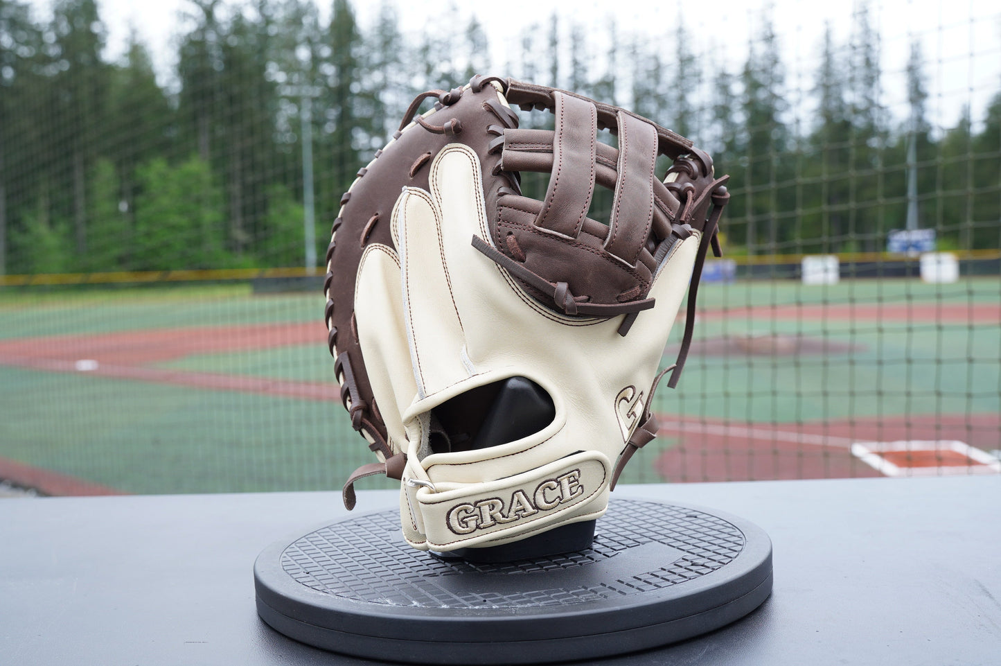 33" Softball Catchers Mitt - Grace Glove - Professional Softball Glove