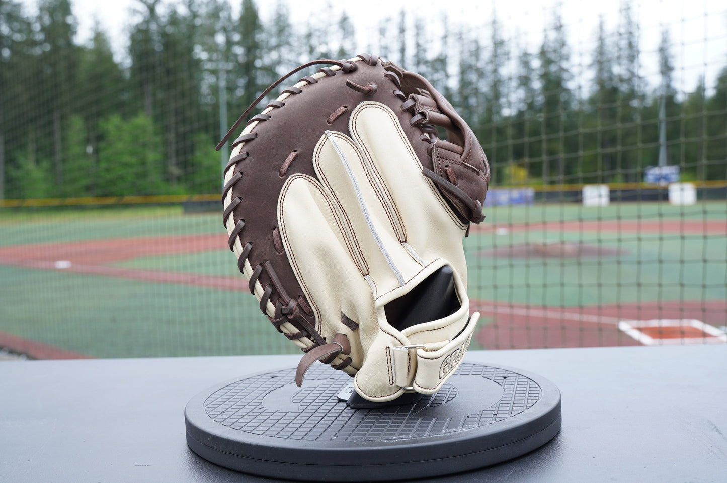 33" Softball Catchers Mitt - Grace Glove - Professional Softball Glove