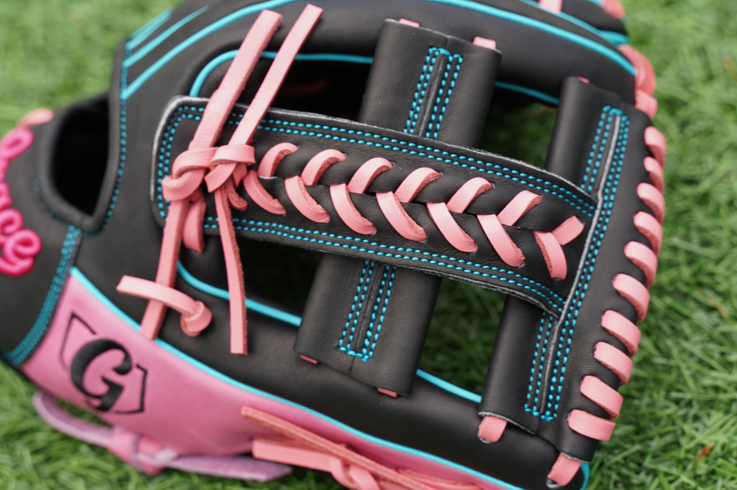 11.75" Infield Limited OG-Web Grace Glove