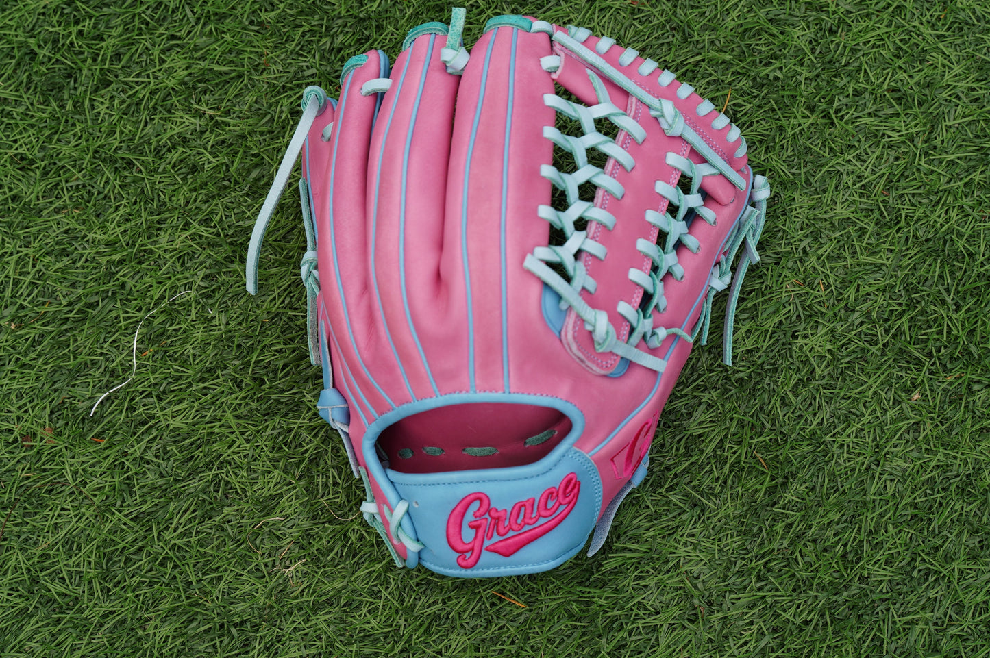 12.50" T-Trap Limited Outfield Grace Glove