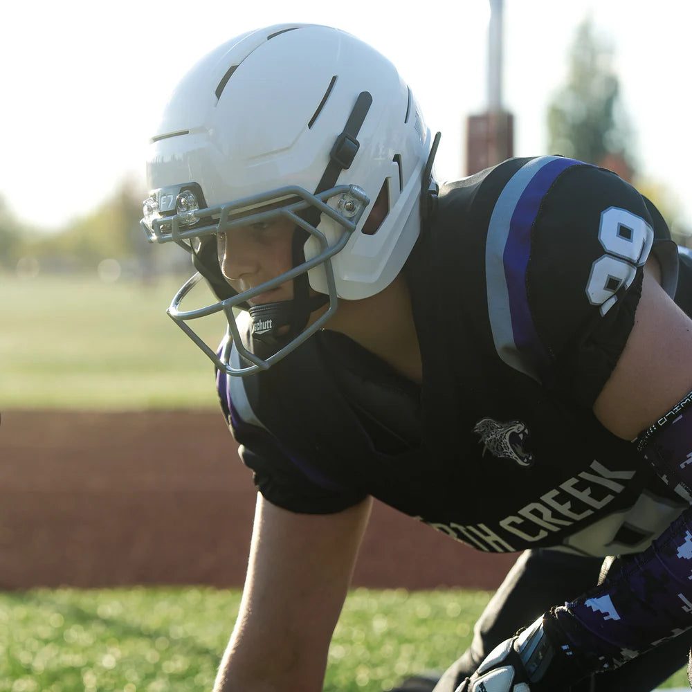 SCHUTT F7 AiR YOUTH HELMET – NO FACEMASK (Allow 3-5 Weeks Delivery)